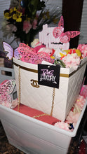 Load image into Gallery viewer, Fashion Bouquet Box
